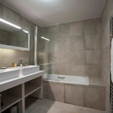 Moderne A 1550 Avec Box Electrique Et Wifi - Fr-1-575-26 Lägenhet *