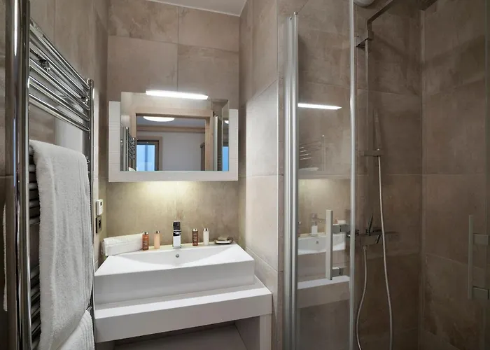 Moderne A 1550 Avec Box Electrique Et Wifi - Fr-1-575-26 Apartament *